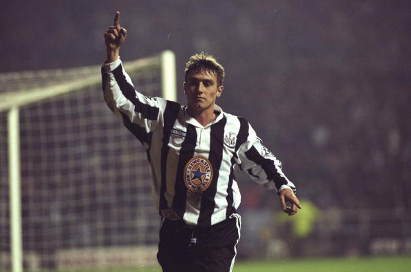 15 Jan 1997:  Lee Clark of Newcastle United signals to his team mates during the FA Cup Third Round match against Charlton Athletic at St James'' P...