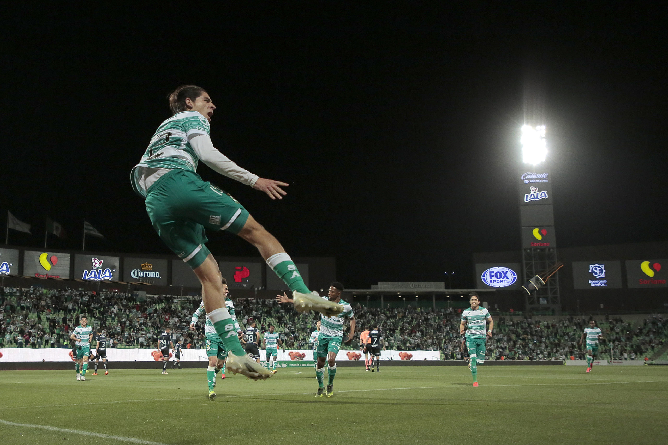 Photo by Manuel Guadarrama/Getty Images
