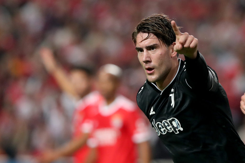 Dusan Vlahovic playing for Juventus in the Champions League.