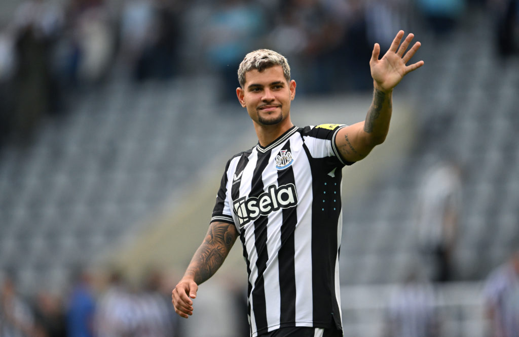 Newcastle United v Aston Villa - Premier League