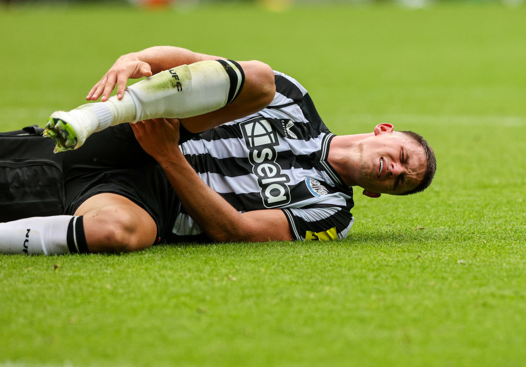 Newcastle United v Liverpool FC - Premier League
