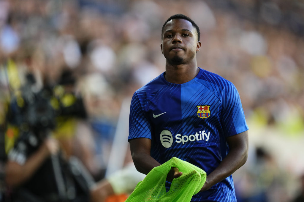 Villarreal CF v FC Barcelona - LaLiga EA Sports