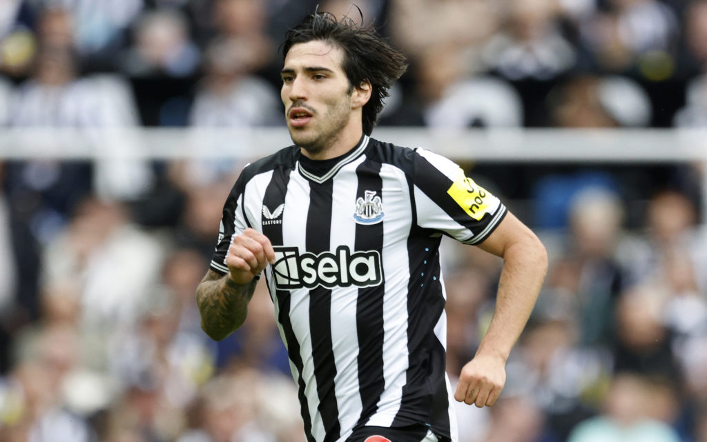 Newcastle United v Liverpool FC - Premier League