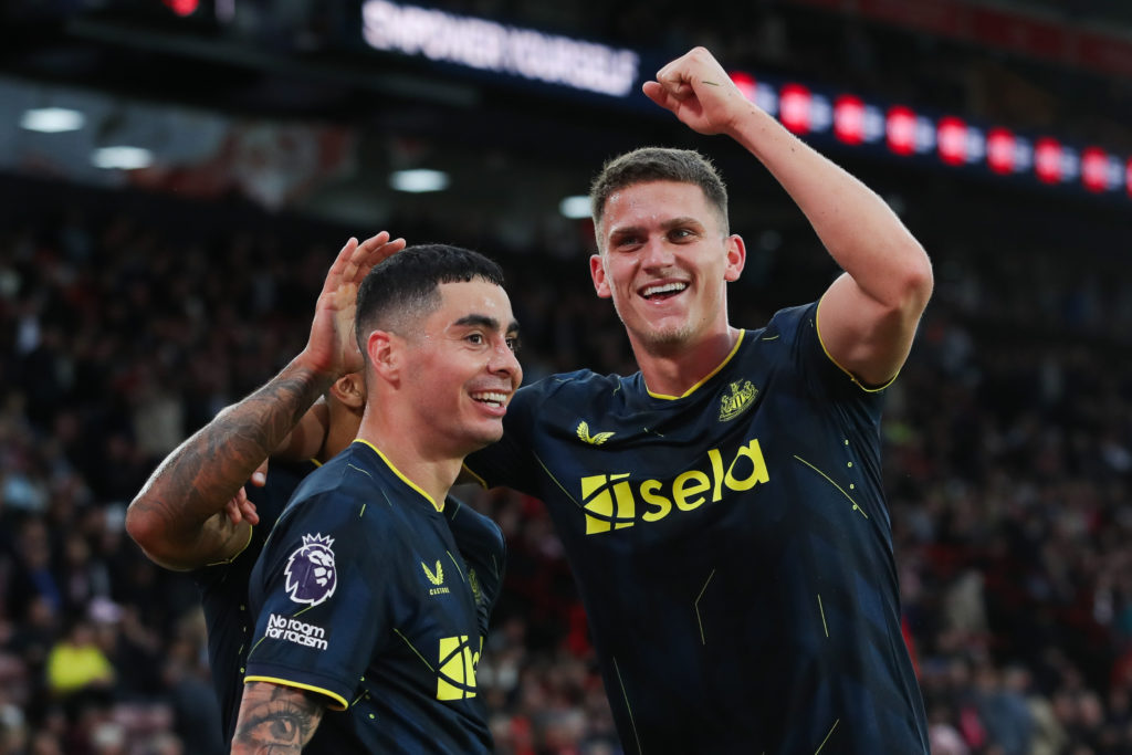 Sheffield United v Newcastle United - Premier League