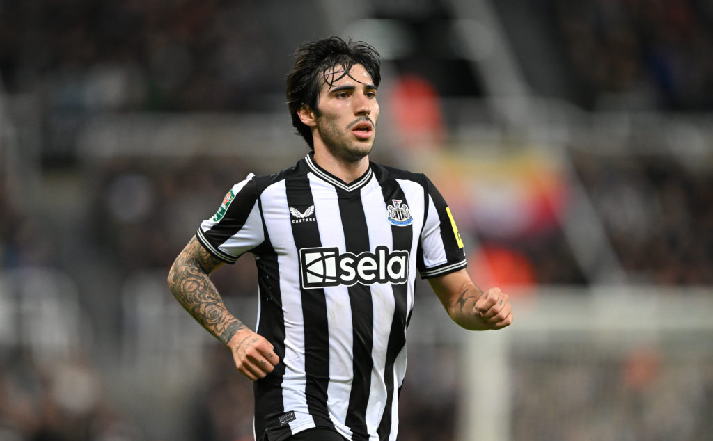 Newcastle United v Manchester City - Carabao Cup Third Round