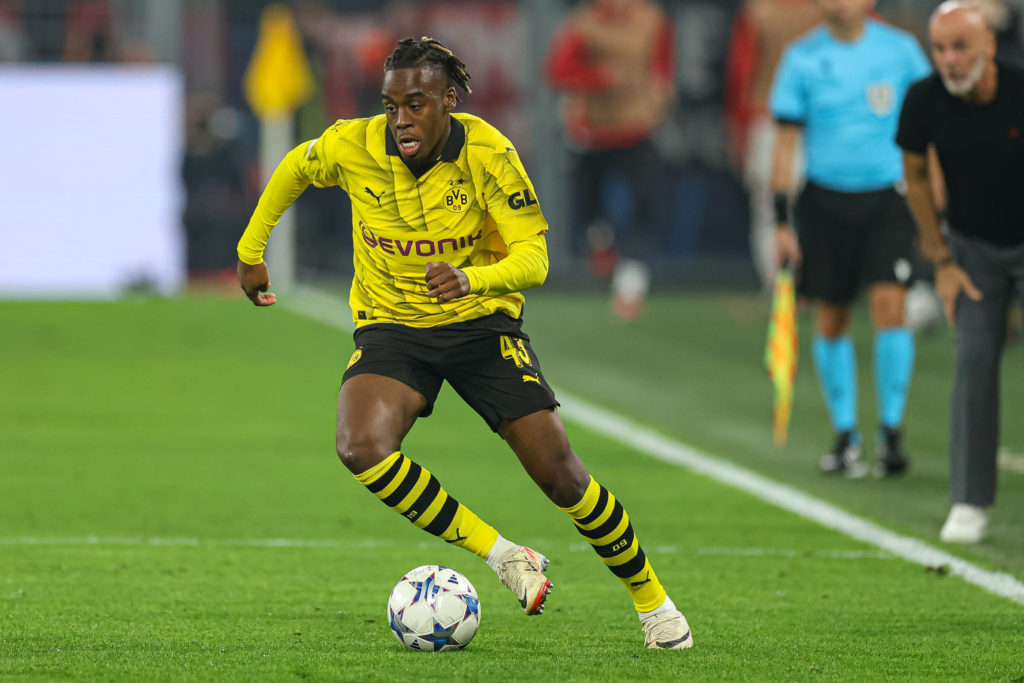 Jamie Bynoe-Gittens of Borussia Dortmund controls the ball during the UEFA Champions League match between Borussia Dortmund and AC Milan