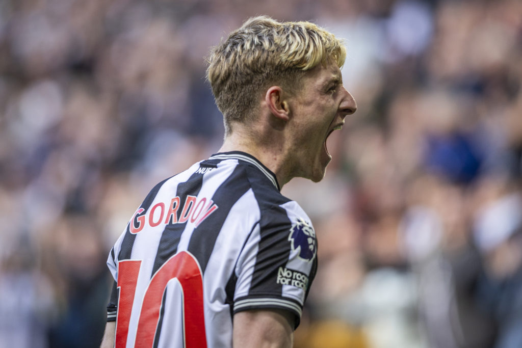 Newcastle United v Crystal Palace - Premier League