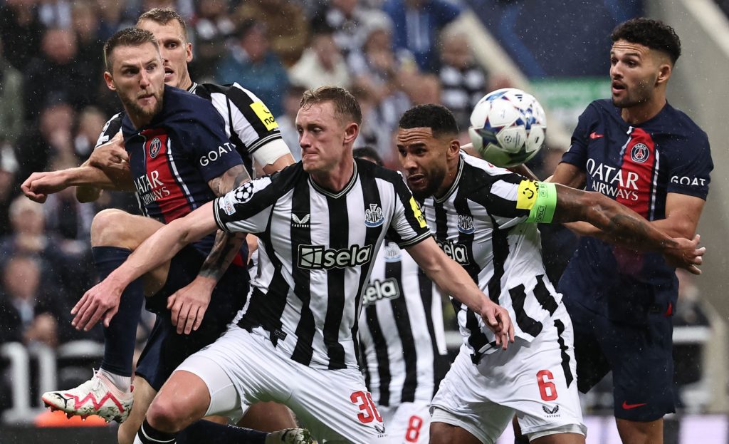 TOPSHOT-FBL-EUR-C1-NEWCASTLE-PSG