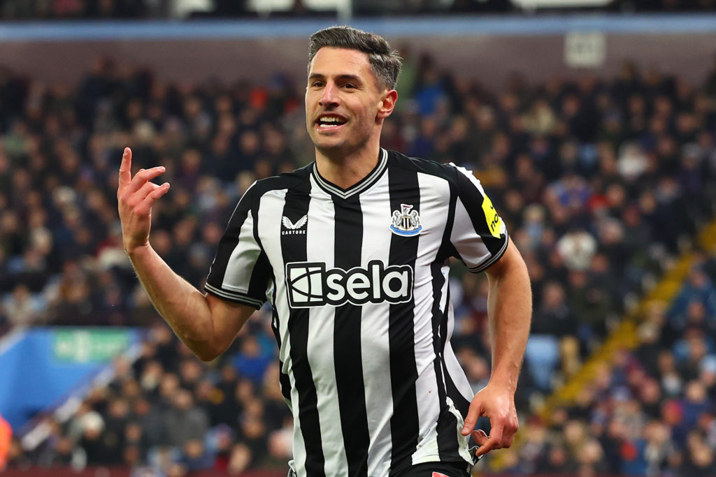 Aston Villa v Newcastle United - Premier League