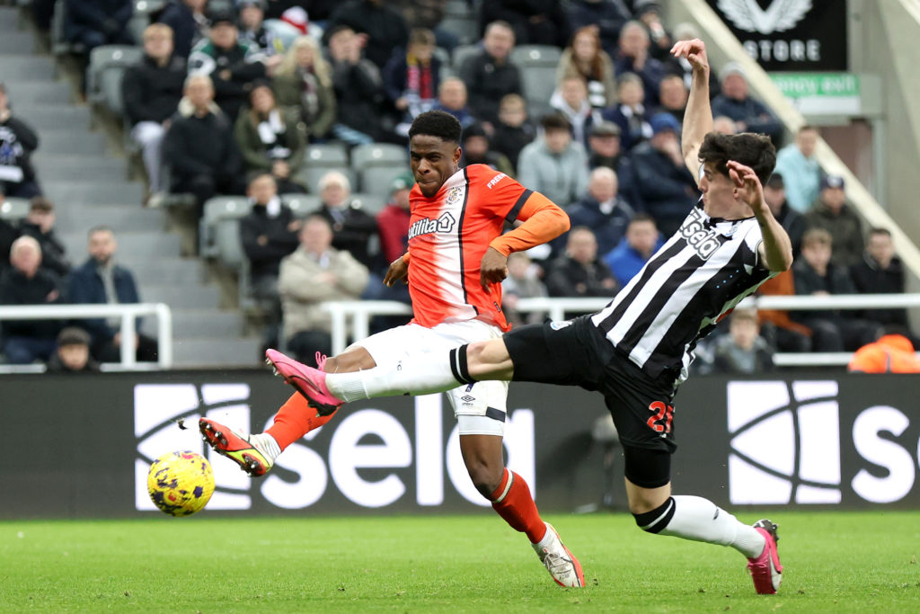 Newcastle United v Luton Town - Premier League