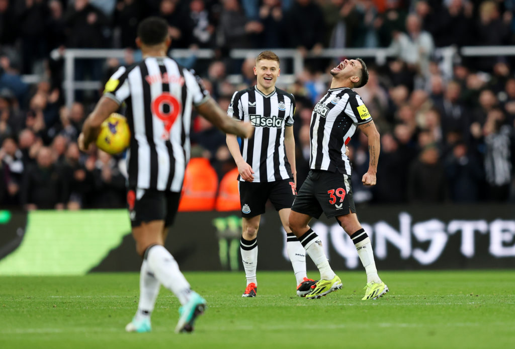 Newcastle United v Luton Town - Premier League