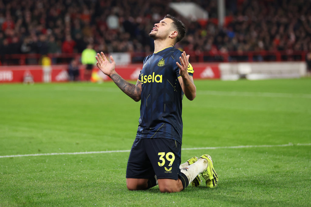 Nottingham Forest v Newcastle United - Premier League