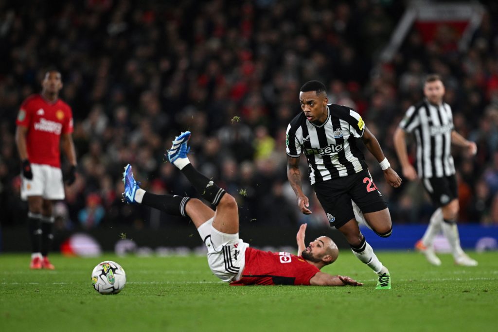 TOPSHOT-FBL-ENG-LCUP-MAN UTD-NEWCASTLE