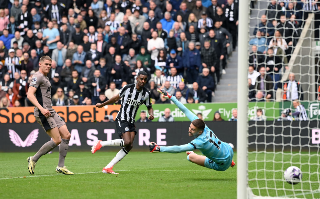 Newcastle United v Tottenham Hotspur - Premier League