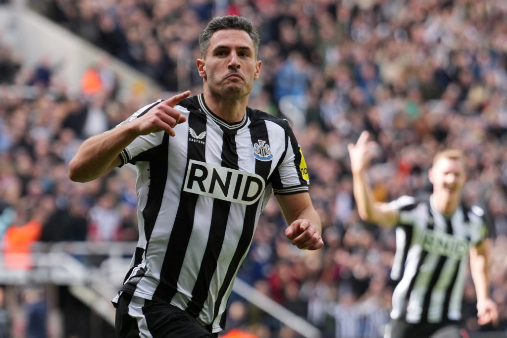 FBL-ENG-PR-NEWCASTLE-TOTTENHAM