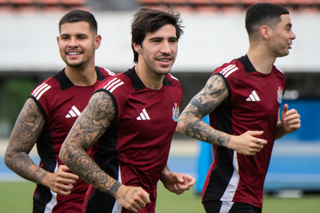 FBL-JPN-ENG-NEWCASTLE-URAWA-FRIENDLY