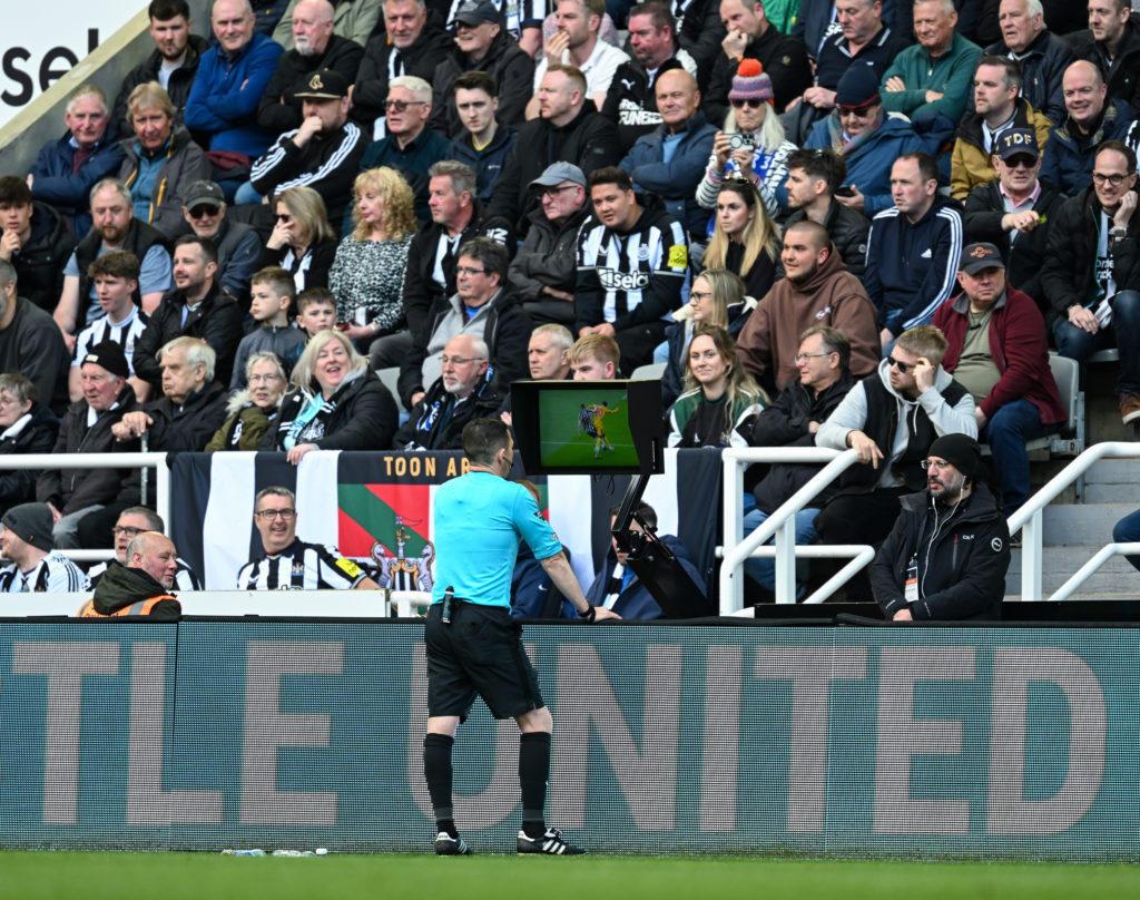 Newcastle United v Sheffield United - Premier League