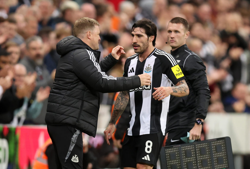 Newcastle United v Chelsea - Carabao Cup Fourth Round