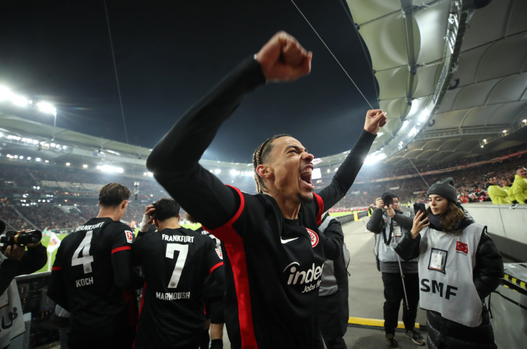 Hugo Ekitike celebrates during a bundesliga game between VfB Stuttgart and Eintracht Frankfurt.