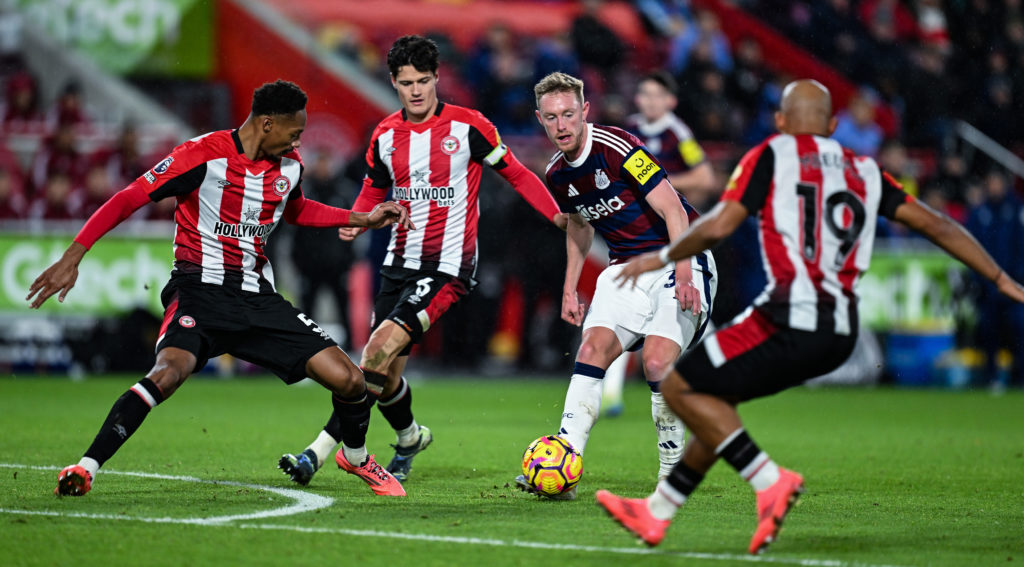 Brentford FC v Newcastle United FC - Premier League