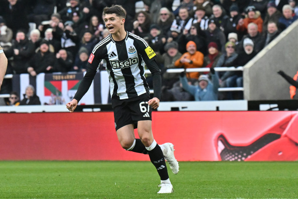 FBL-ENG-FACUP-NEWCASTLE-BROMLEY
