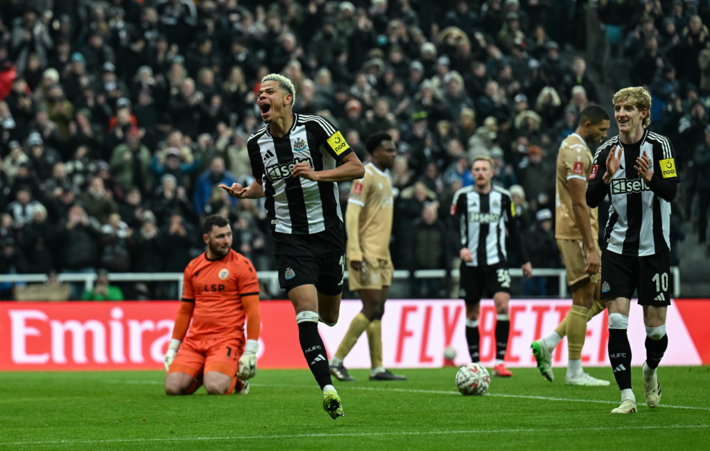 Newcastle United v Bromley - Emirates FA Cup Third Round