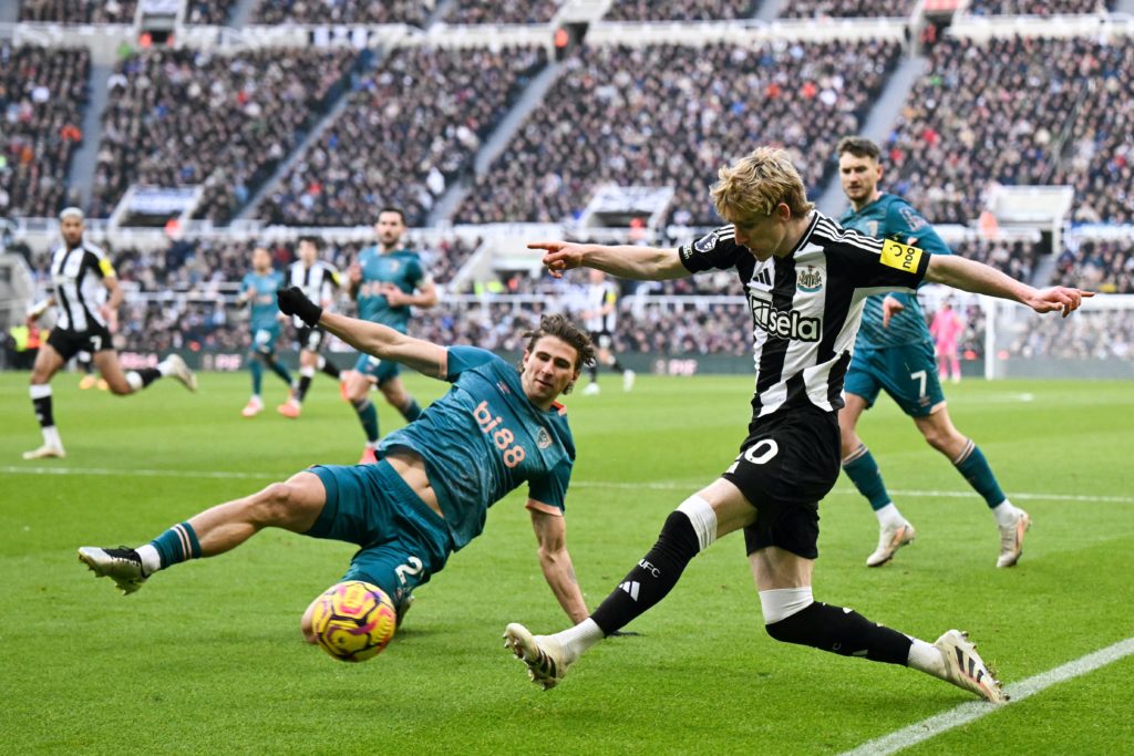FBL-ENG-PR-NEWCASTLE-BOURNEMOUTH