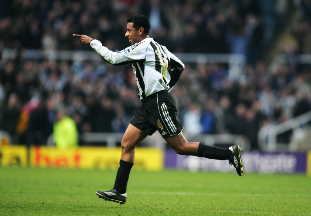 Nolberto Solano playing for Newcastle United.