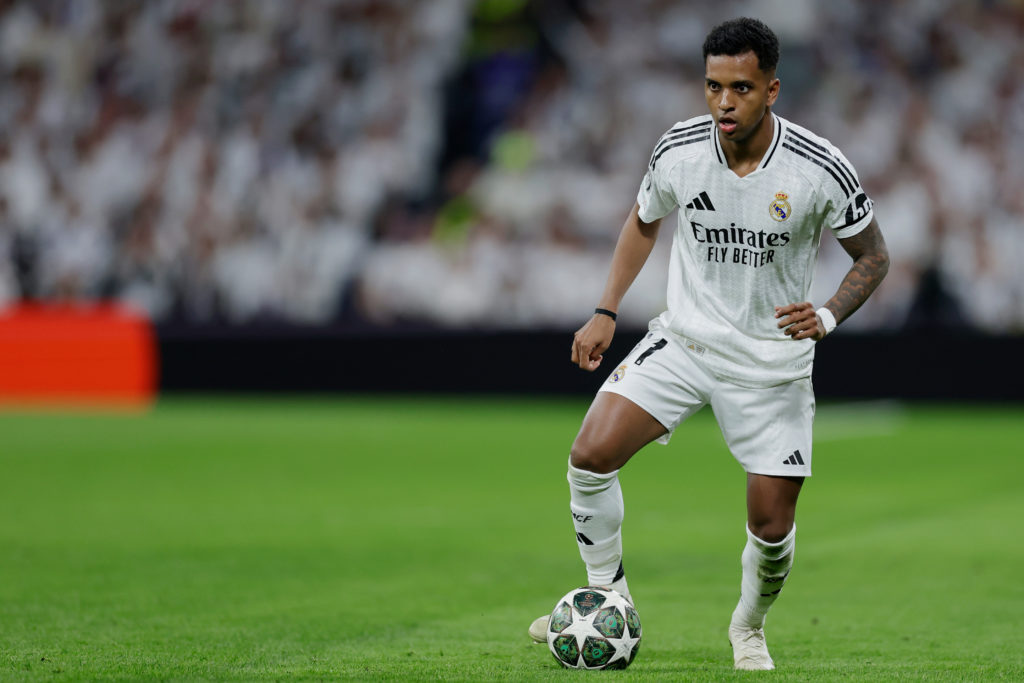 Rodrygo playing for Real Madrid in the Champions League against Arsenal.