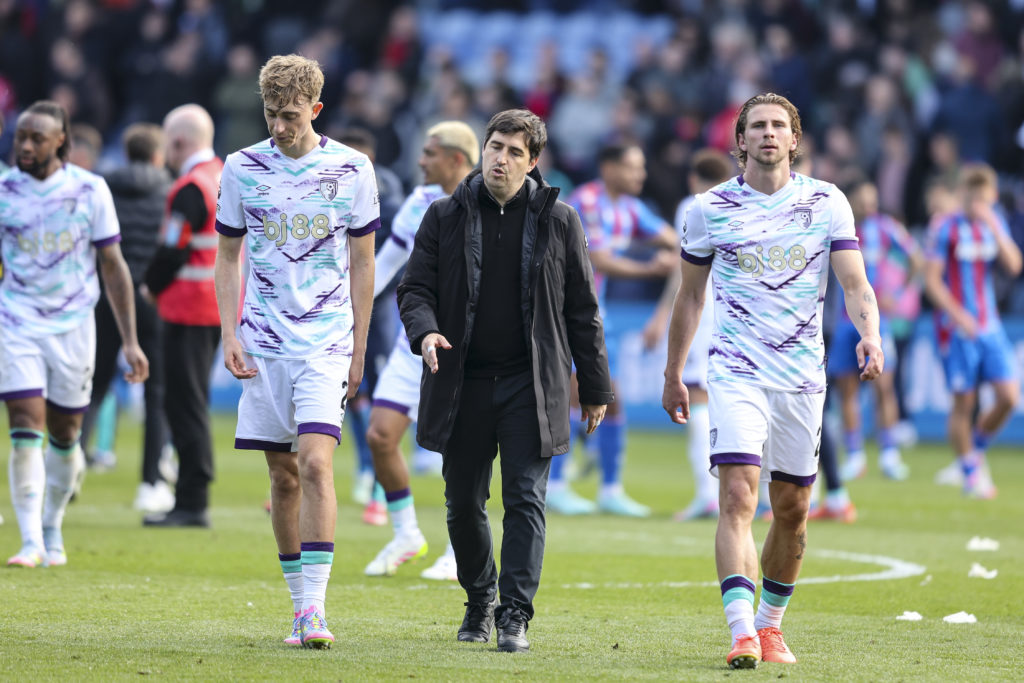 Bournemouth defenders Dean Huijsen and Illia Zabarnyi alongside manager Andoni Iraola at Selhurst Park.