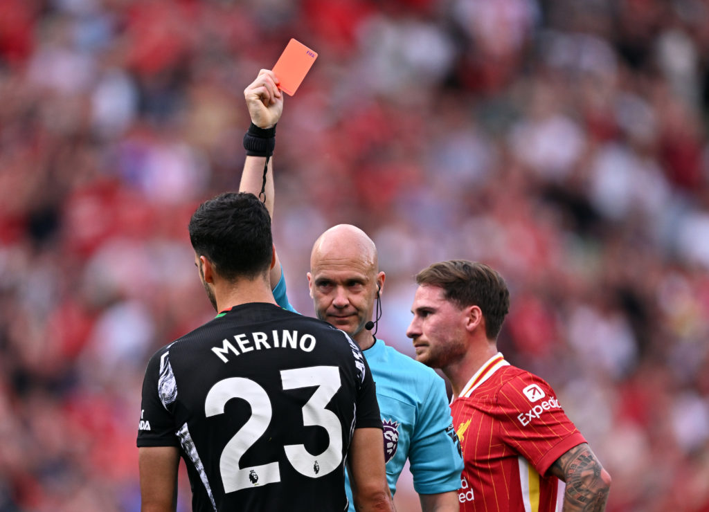 Liverpool FC v Arsenal FC - Premier League