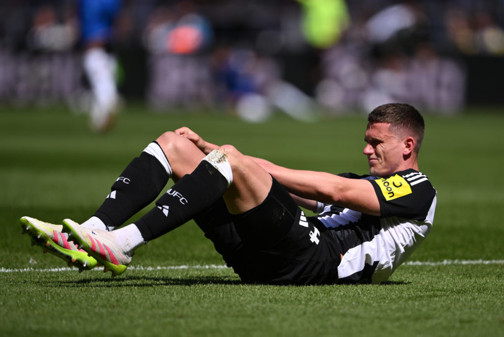 Sven Botman picks up an injury during Newcastle United's Premier League win over Chelsea.