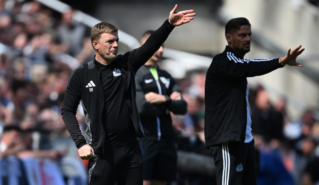 Eddie Howe, head coach of Newcastle United reacts on the sidelines with Jason Tindall