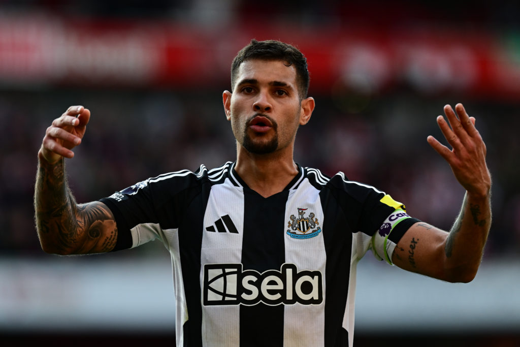 Bruno Guimaraes playing in the Premier League for Newcastle United against Arsenal at the Emirates Stadium.