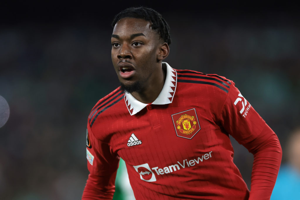 Anthony Elanga playing for Manchester United against Real Betis.