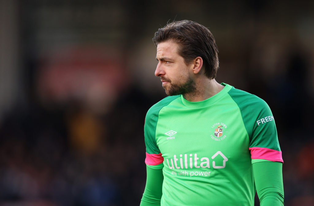 Tim Krul playing for Luton against Bolton.