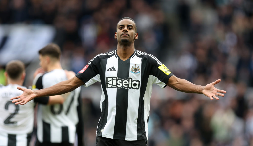 Alexander Isak celebrates after scoring in an FA Cup game between Newcastle United and Brighton.