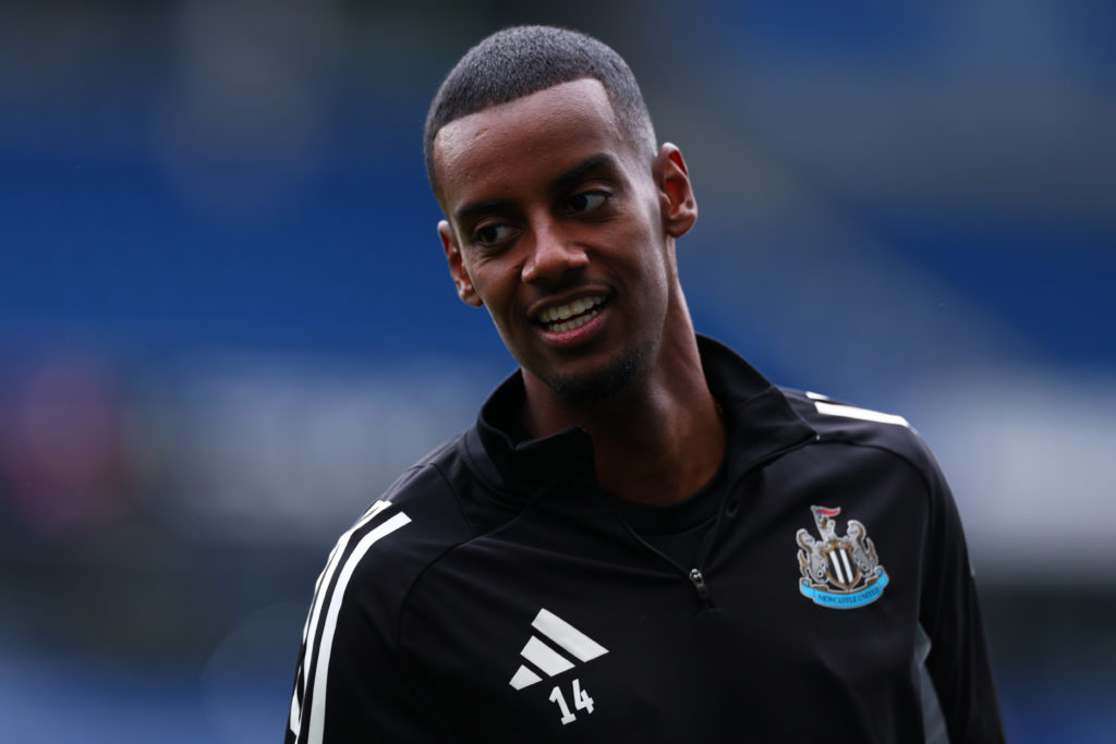 Alexander Isak warms up ahead of Newcastle United's Premier League game against Brighton.