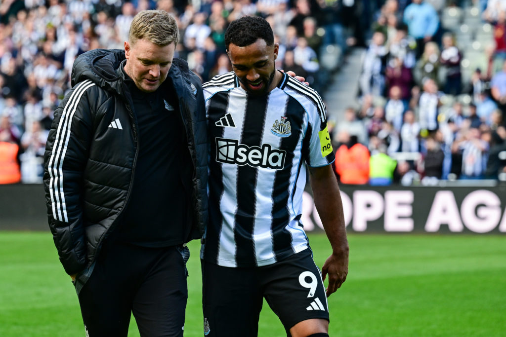 Callum Wilson speaks to Eddie Howe after Newcastle United's game against Everton.