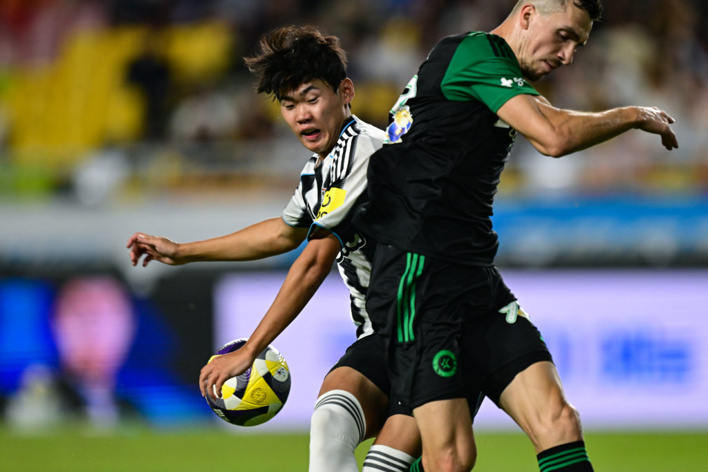 Park Seung-soo playing for Newcastle United against Team K-League in a pre-season friendly.