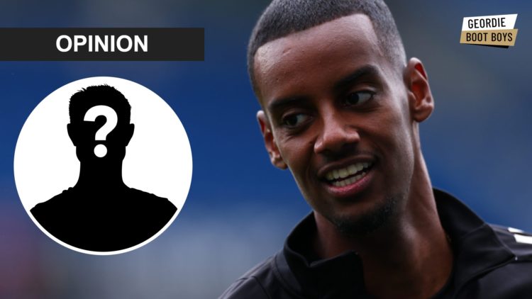 Alexander Isak warms up for Newcastle United, mystery player