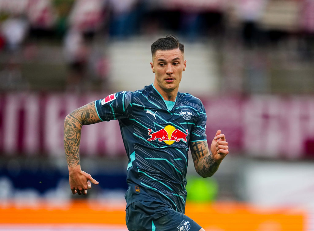 Benjamin Sesko during a Bundesliga game between Eintracht Frankfurt and RB Leipzig.