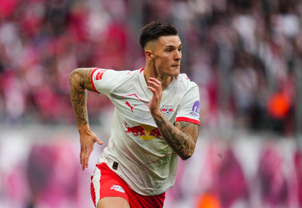 Benjamin Sesko running during RB Leipzig vs Stuttgart in the Bundesliga.