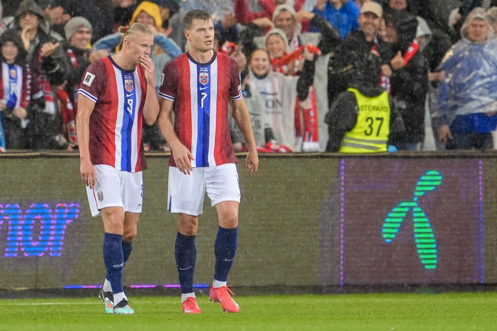 Erling Haaland and Alexander Sorloth together during a World Cup qualifier between Norway and Italy.