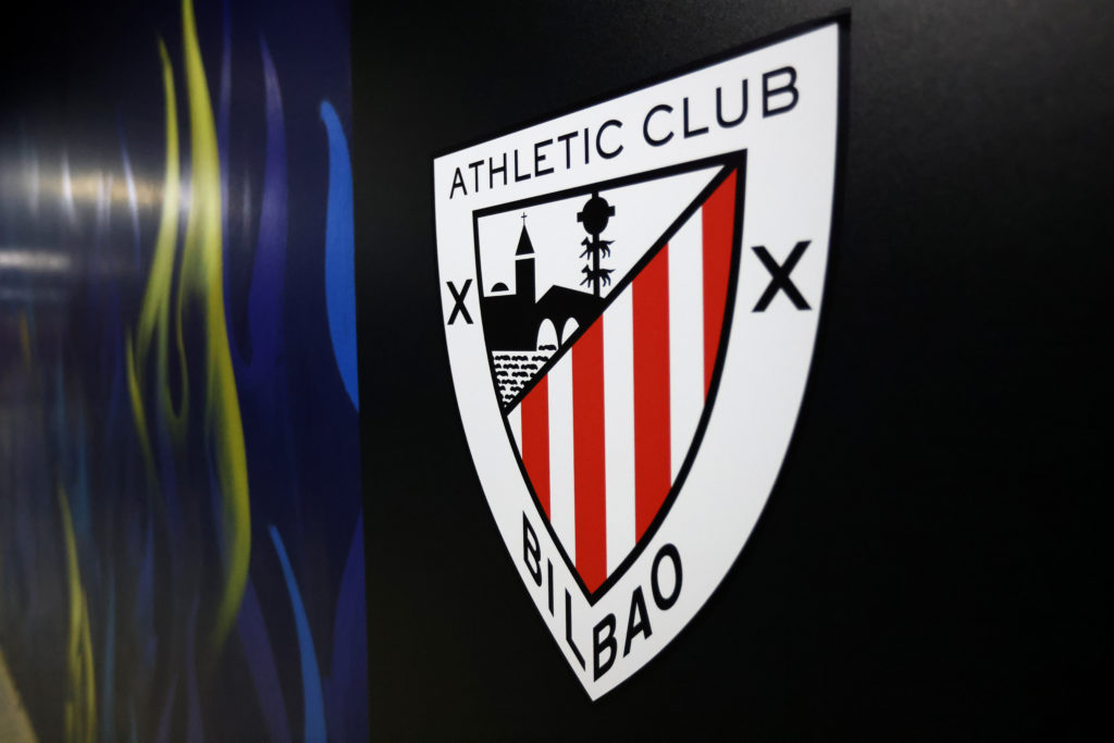 General view of the Athletic Club badge.