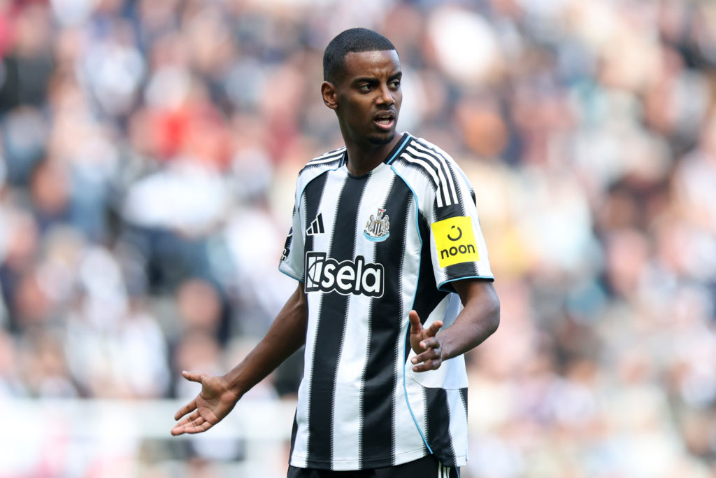 Alexander Isak looks on during a Premier League game between Newcastle United and Everton.