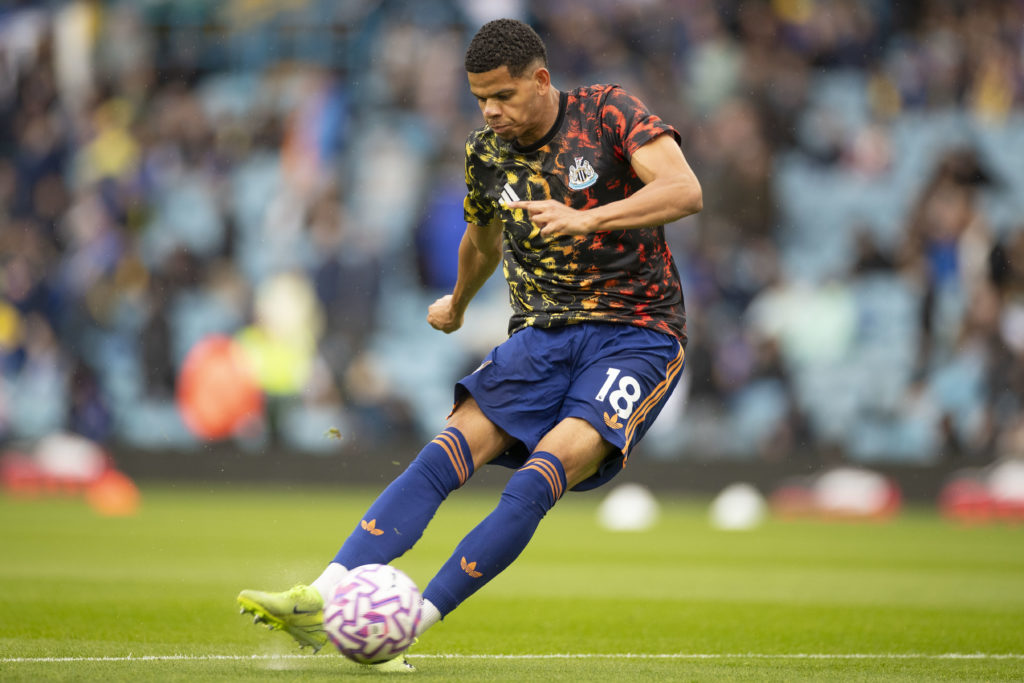 William Osula warms up before a Premier League game between Leeds United and Newcastle United.