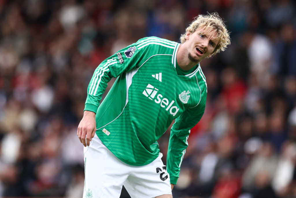 Nick Woltemade playing for Newcastle United against Bournemouth.