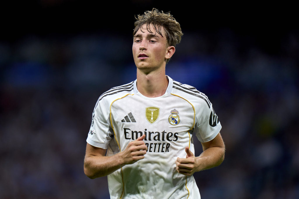 Dean Huijsen looks on during a Champions League game between Real Madrid and Marseille