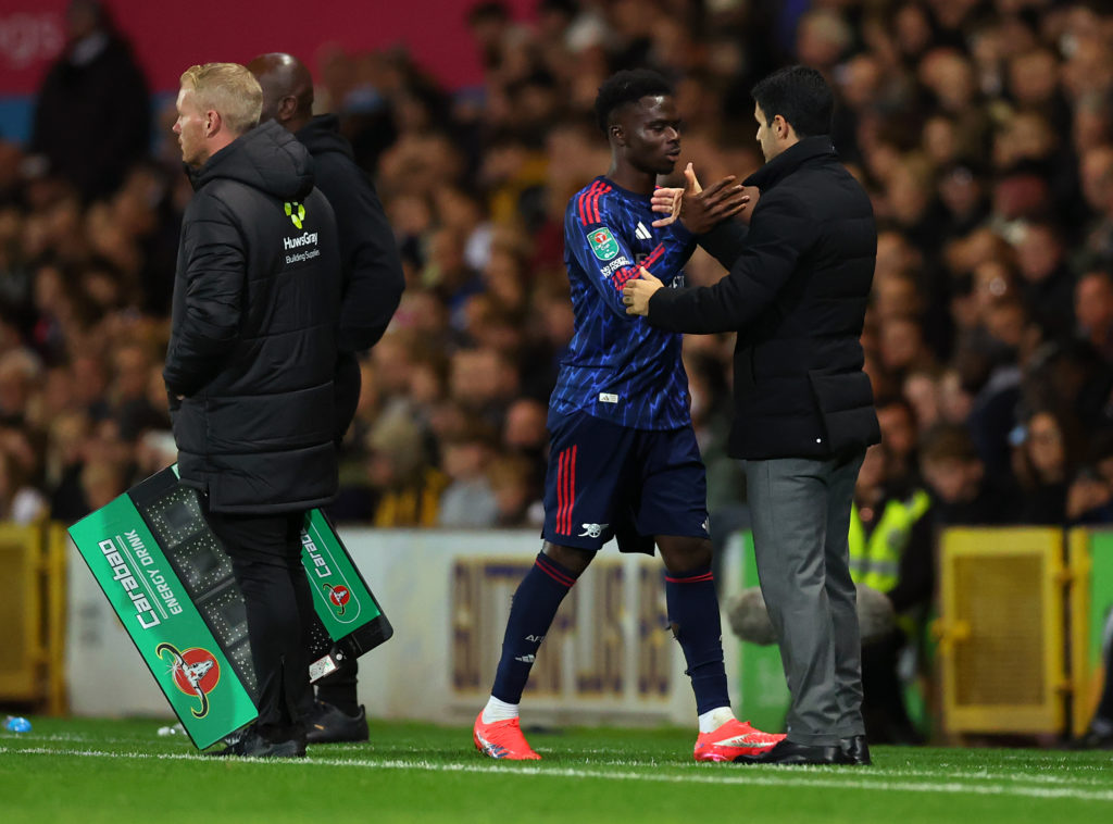 Bukayo Saka is substituted during Port Vale vs Arsenal in the Carabao Cup.
